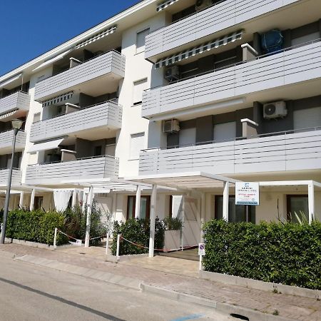Condominio Diana Est- Gemini ビビオーネ エクステリア 写真